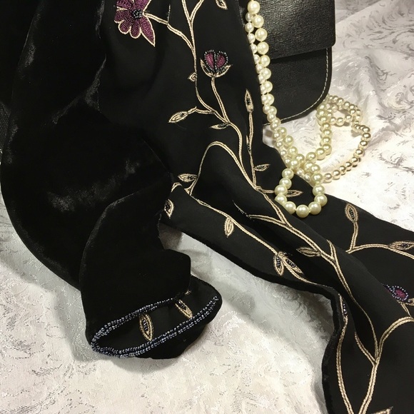 CEJON Reversible Embroidered Silk & Velvet Scarf