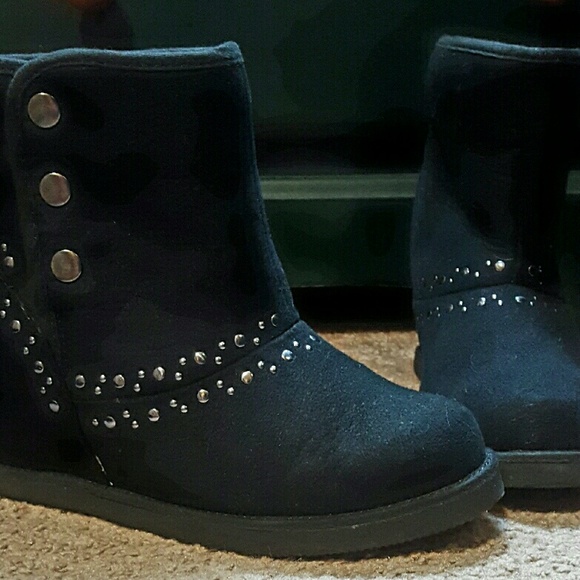 Womens boots