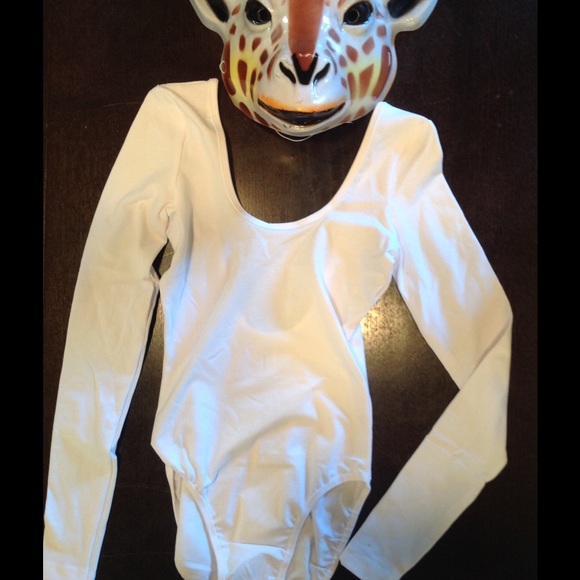 SALE AA longsleeve bodysuit winter white! - Picture 4 of 4