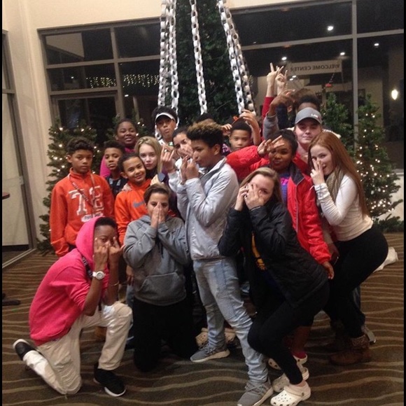 Meet your Posher, Jena - Picture 1 of 1