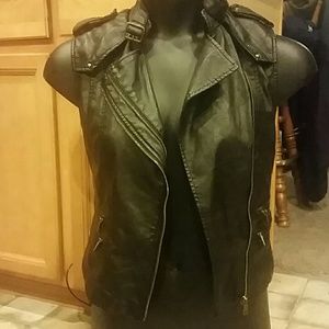 Faux leather vest size small