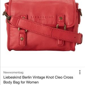 Cross body handbag