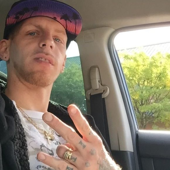 Meet your Posher, Shawn - Picture 1 of 1