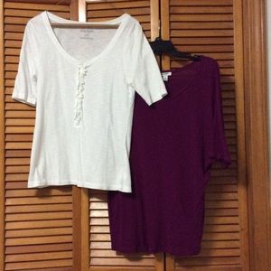 Quarter sleeve white top and purple shirt