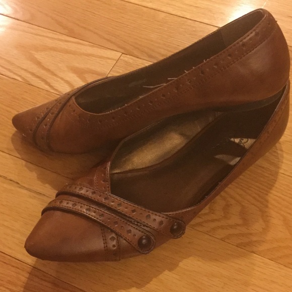 Brown flats