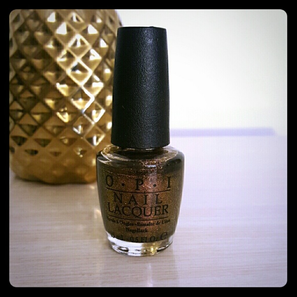 OPI Nail Lacquer in 'Warm & Fozzie'