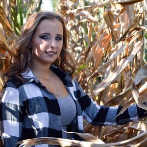 Meet your Posher, Casey