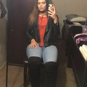 Meet your Posher, Rosaura