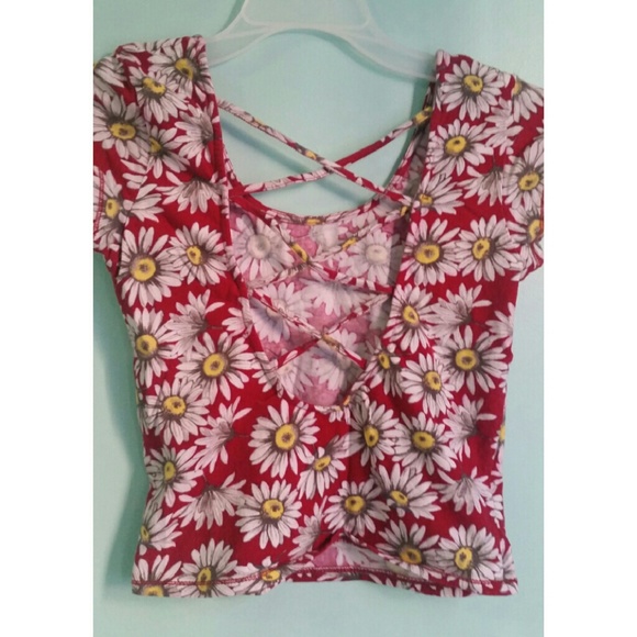 Flower Pattern Top - Picture 2 of 2