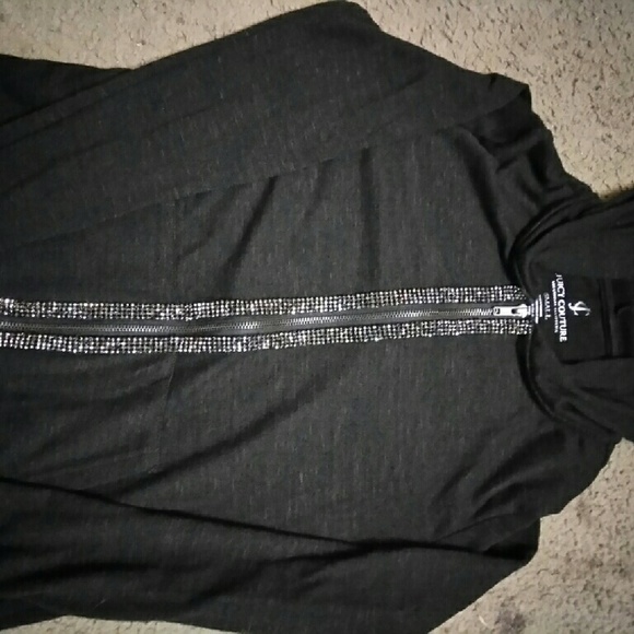 LIKE NEW FANCY JUICY COUTURE ZIP HOODIE