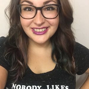 Meet your Posher, Victoria