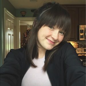 Meet your Posher, Liv