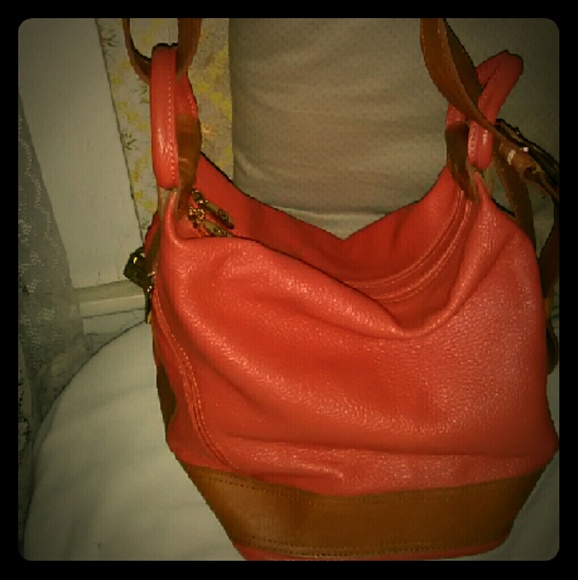 Valentina genuine leather bag 10condition