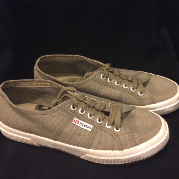superga olive green