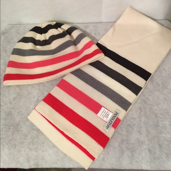 Pendleton hat and scarf set