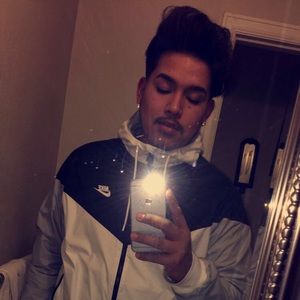 Meet your Posher, Alejandro