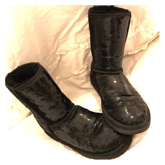 UGGS