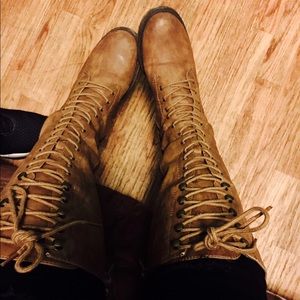 Leather Lace Up Boots💎