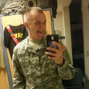 Meet your Posher, Bobby