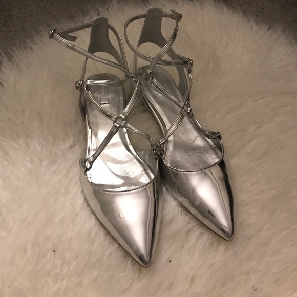 Aldo silver flats