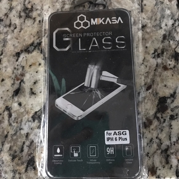 iPhone glass screen protector