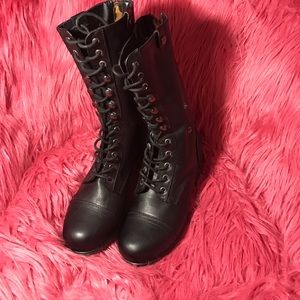 Combat boots with cheetah print interior