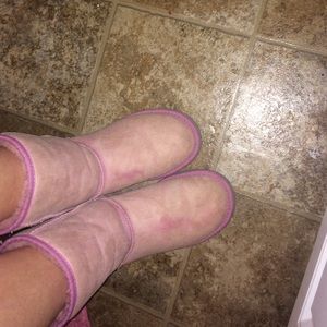 Light Pink Short UGGs