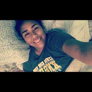 Meet your Posher, Jaelyn