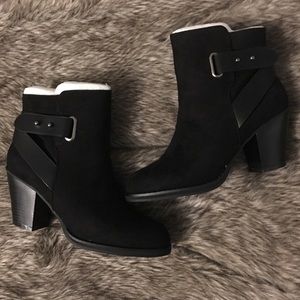 NWT JustFab Black Booties (Halina) Size 7
