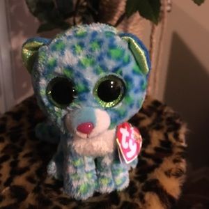 Leona ty beanie boos
