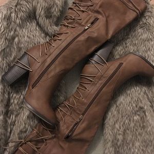 NWT JustFab Brown Laceup Knee Boots Sz 7.5 Krishna