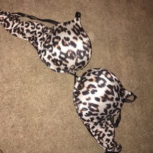 Size 38 C bombshell bra from Victoria secret firm$