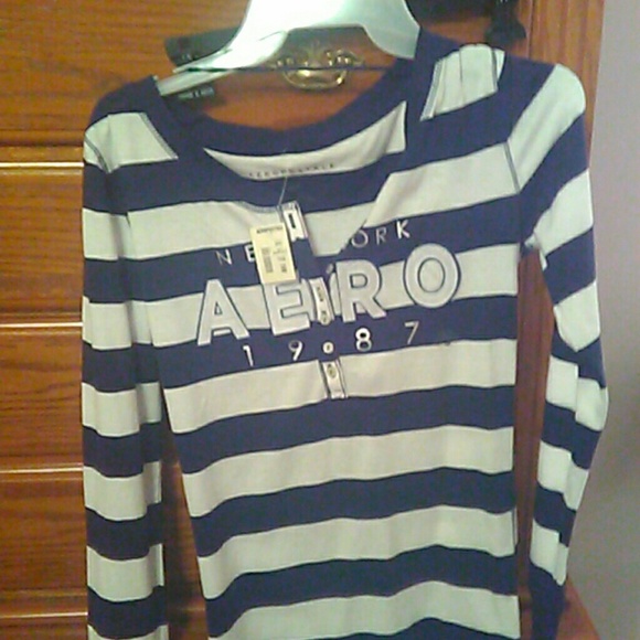 Ladies long sleeved shirt