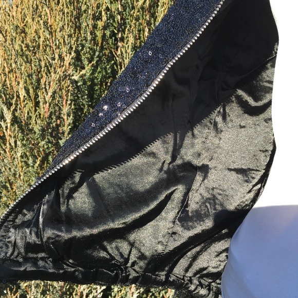 SEQUIN AND SATIN LINED - Picture 6 of 8