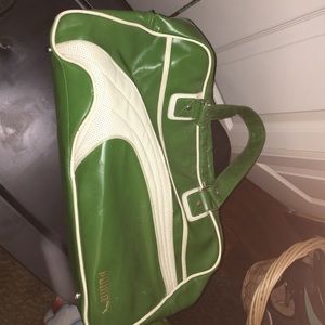 Vintage inspired puma duffel bag !