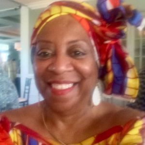 Meet your Posher, Paula