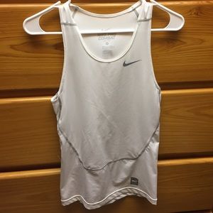 Nike pro combat tank