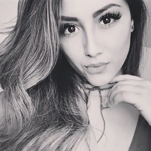 Meet your Posher, Paula