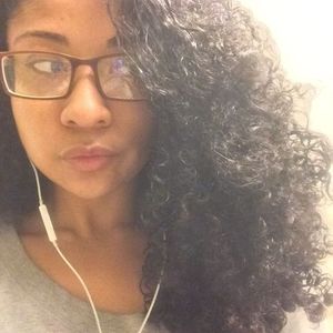 Meet your Posher, Haley