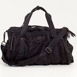 EUC Keep on Running lululemon athletica Duffel