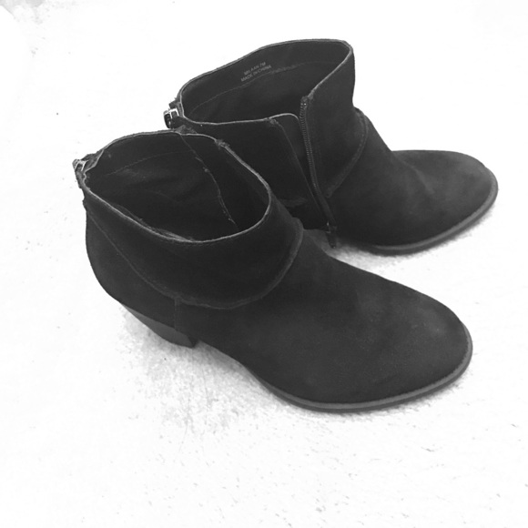 Steve Madden booties