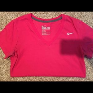 Nike dry fit, slim fit t shirt