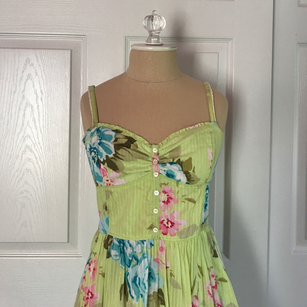 Abercrombie & Fitch Floral Dress 💐