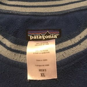 Patagonia XL blue sweater