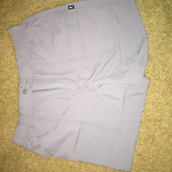 Vineyard Vines fishing shorts 35 NWOT