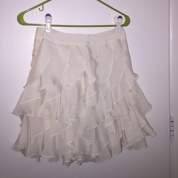Fun off white skirt!