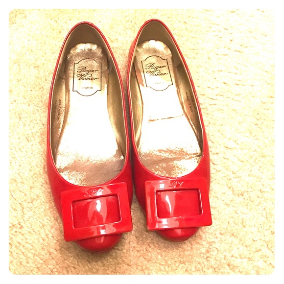 Roger vivier flats