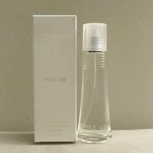 Avon Free O2 Spray
