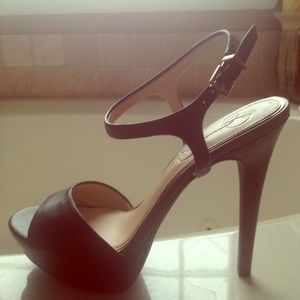New Jessica Simpson leather sandals