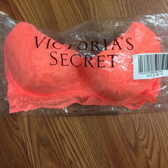 Victoria Secret Pink Lace Halter Bra🎀